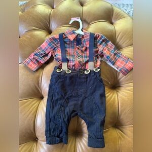 NWT Newborn Boys Outfit with Suspenders Cat and Jack